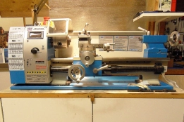 My small metal lathe. My small metal lathe.